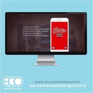 Imagem de  • Site institucional que oferece serviços de fotografia para eventos, proporcionando: elegância, entreterimento e diversão - Photokombox.